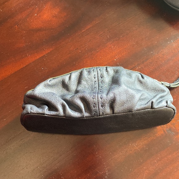 Gun metal satchel purse. - Picture 3 of 5